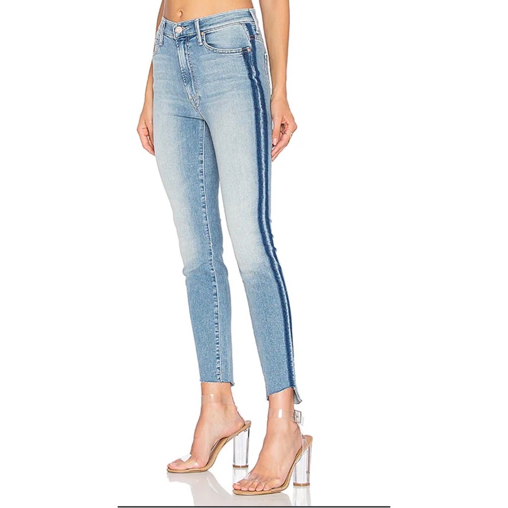Mother Jeans The Stunner Zip Ankle Step Fray